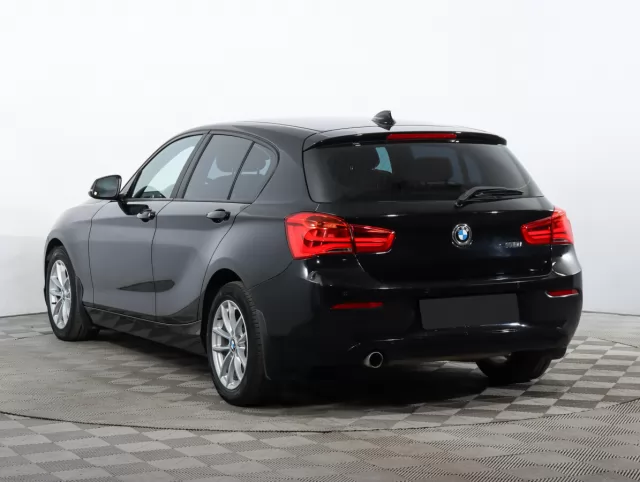BMW 1 серия 2015