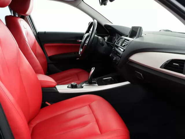 BMW 1 серия 2015