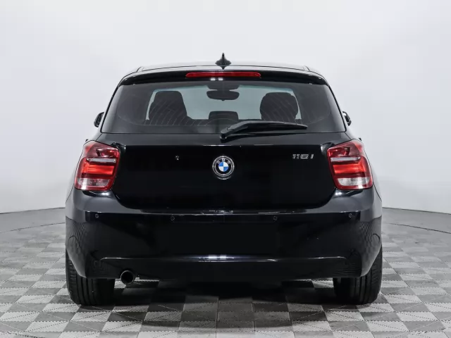 BMW 1 серия 2012