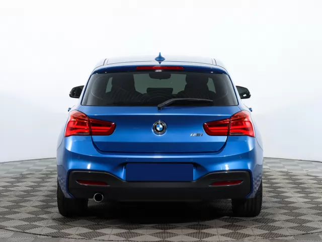 BMW 1 серия 2017
