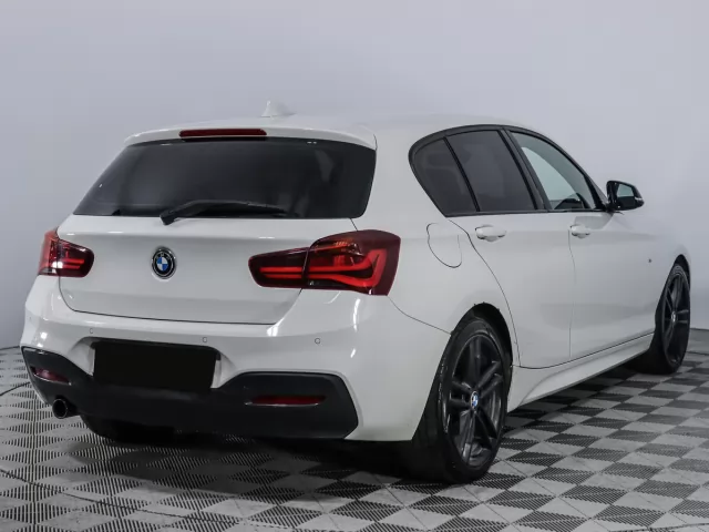 BMW 1 серия 2018