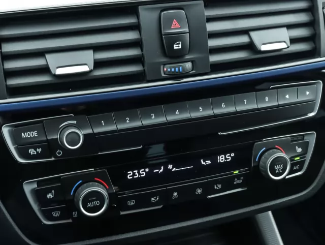 BMW 1 серия 2019