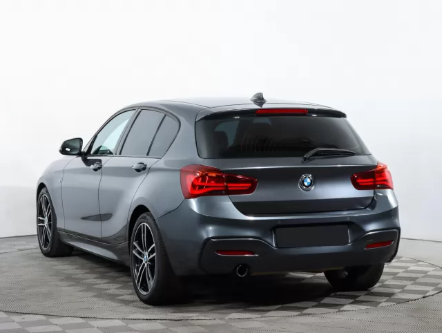 BMW 1 серия 2019
