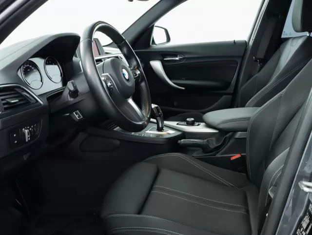BMW 1 серия 2019