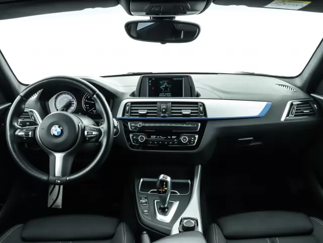 BMW 1 серия 2019