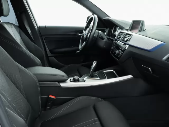 BMW 1 серия 2019