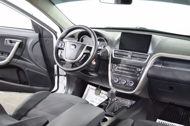 FAW Besturn X80 2020