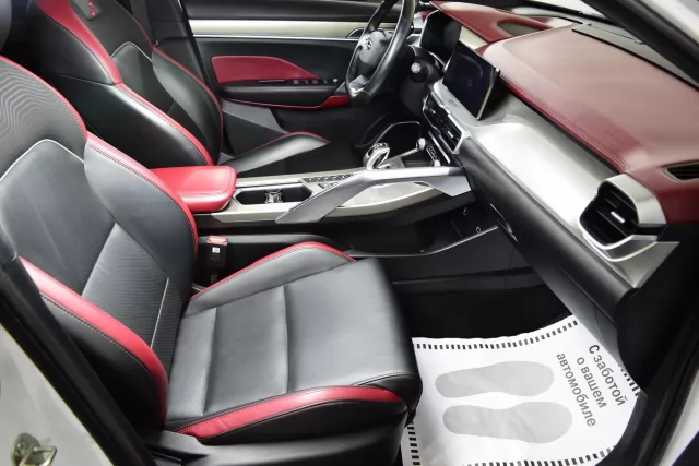 Geely Coolray 2020