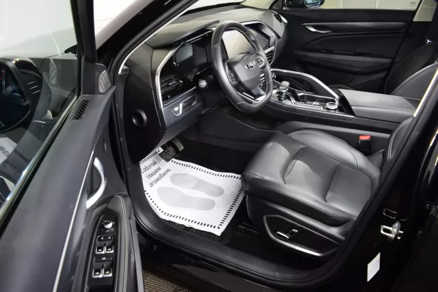 Geely Tugella 2020