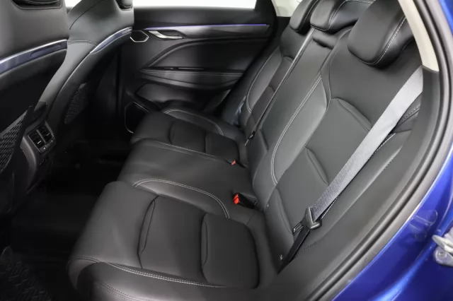 Geely Tugella 2020