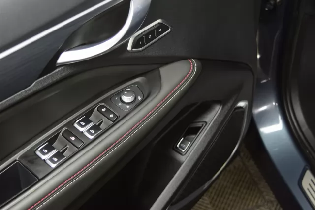 Geely Tugella 2020