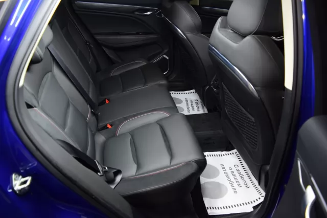 Geely Tugella 2021