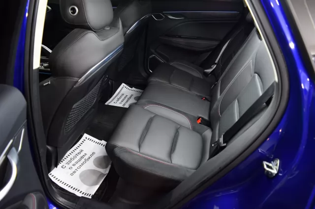 Geely Tugella 2021