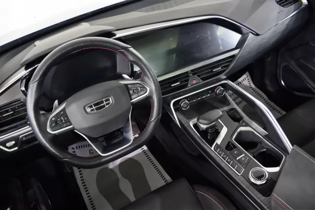 Geely Tugella 2021