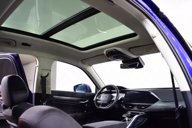 Geely Tugella 2021