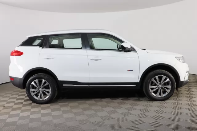 Geely Atlas 2021