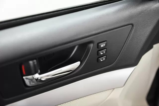 Subaru Outback 2014