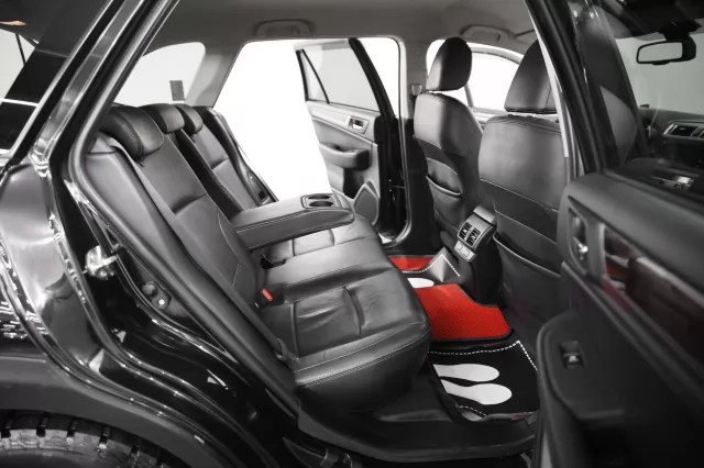 Subaru Outback 2016