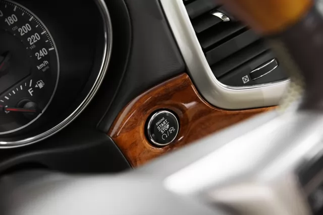 Jeep Grand Cherokee 2013