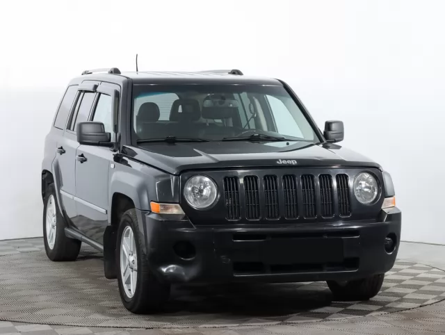 Jeep Liberty (Patriot) 2010