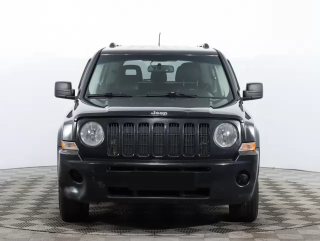 Jeep Liberty (Patriot) 2010