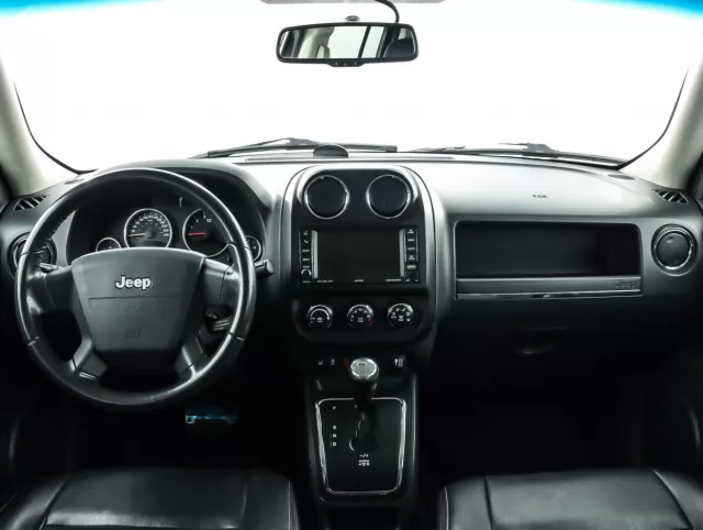 Jeep Liberty (Patriot) 2010