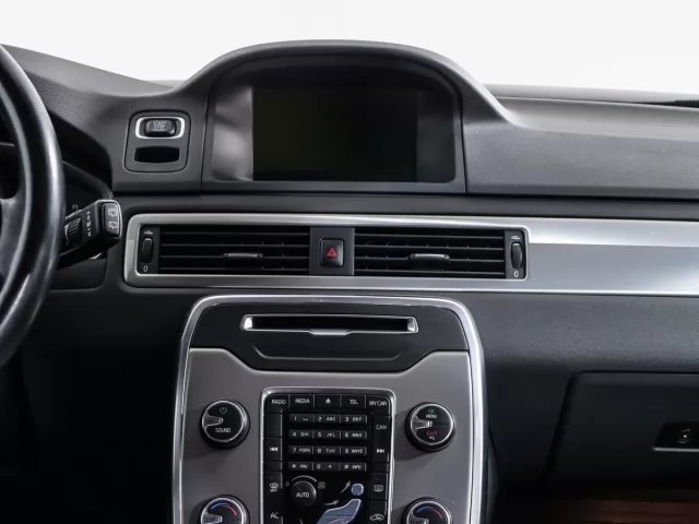 Volvo XC70 2006