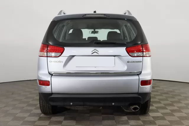 Citroen C-Crosser 2011