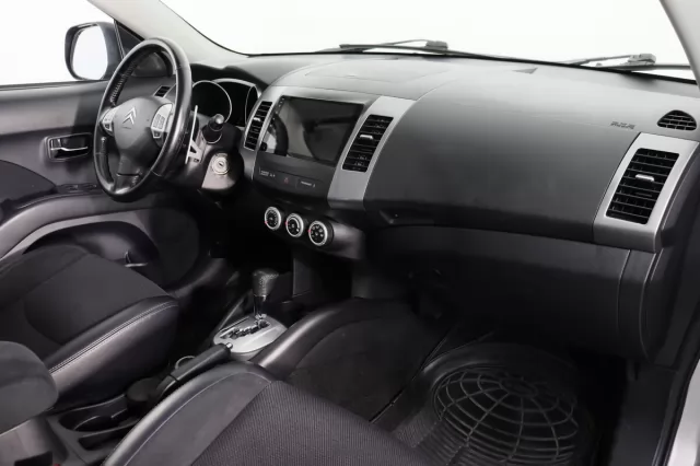 Citroen C-Crosser 2011