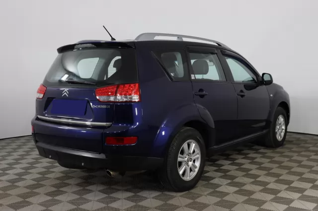 Citroen C-Crosser 2011