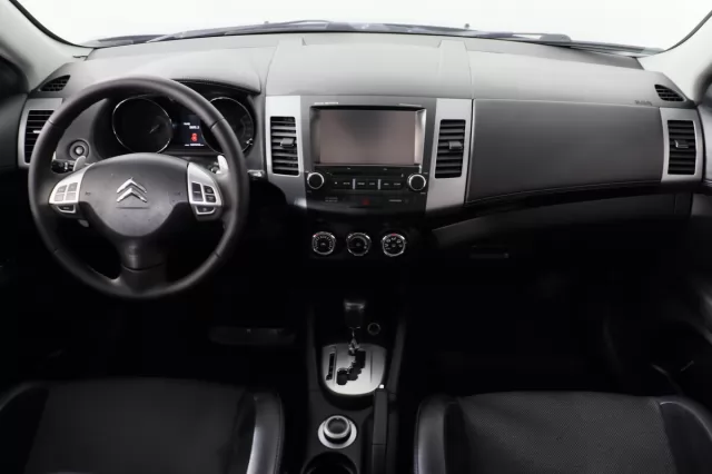 Citroen C-Crosser 2011