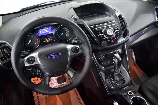 Ford Kuga 2016
