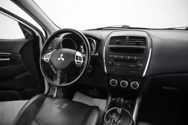 Mitsubishi ASX 2011