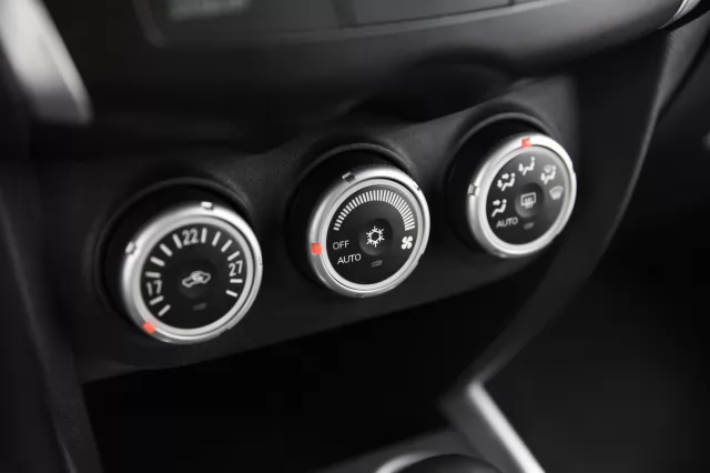 Mitsubishi ASX 2011