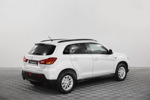 Mitsubishi ASX 2011
