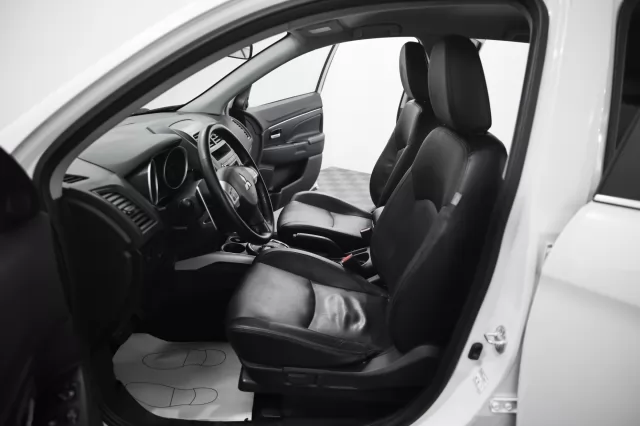 Mitsubishi ASX 2011
