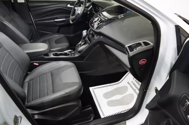 Ford Kuga 2016