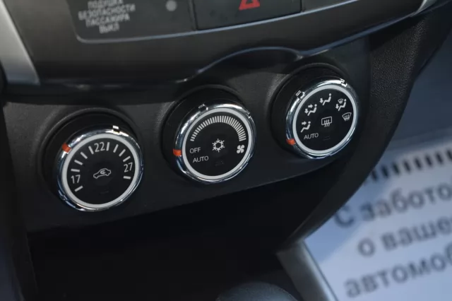 Mitsubishi ASX 2011