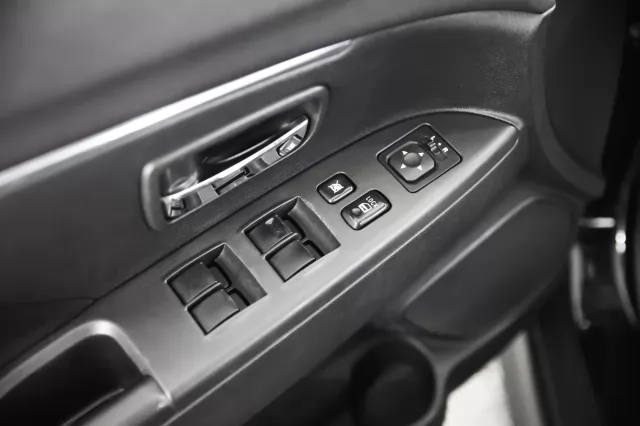 Mitsubishi ASX 2012