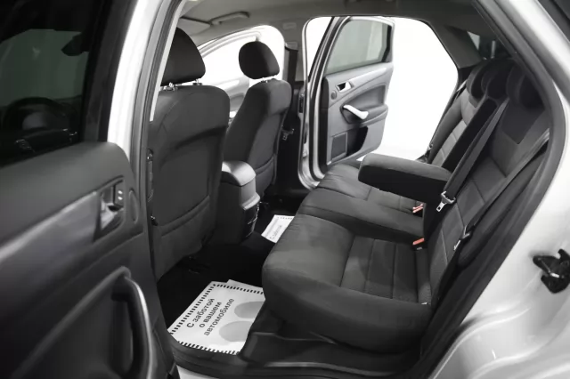 Ford Mondeo 2013
