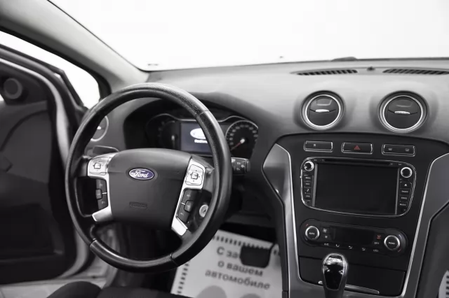 Ford Mondeo 2013