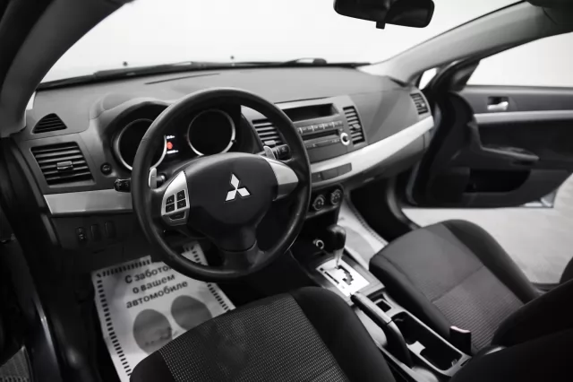 Mitsubishi Lancer 2012