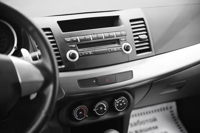 Mitsubishi Lancer 2012