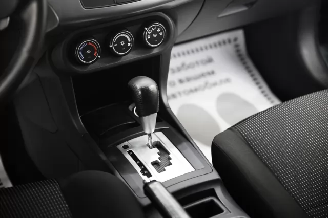 Mitsubishi Lancer 2012