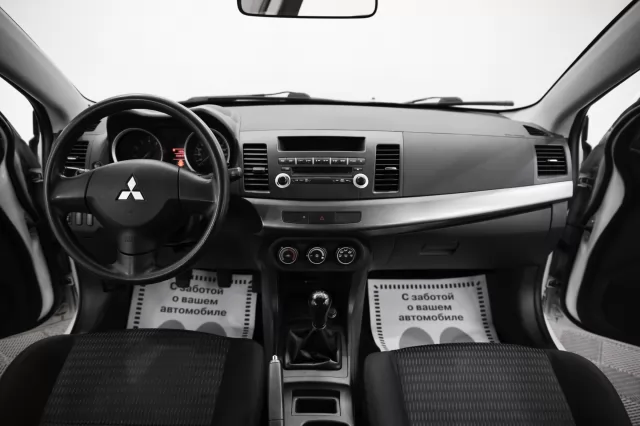 Mitsubishi Lancer 2013