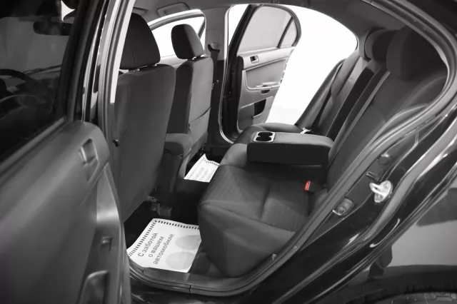 Mitsubishi Lancer 2014