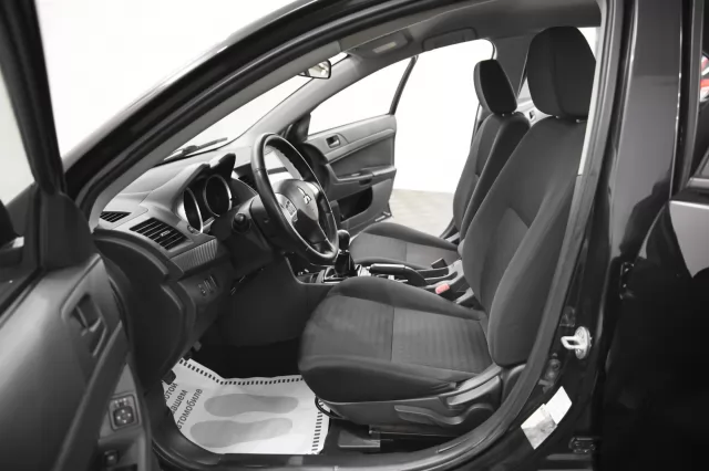 Mitsubishi Lancer 2014