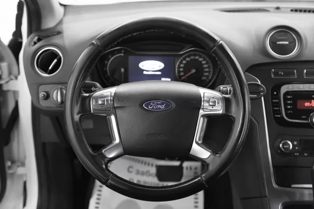 Ford Mondeo 2013