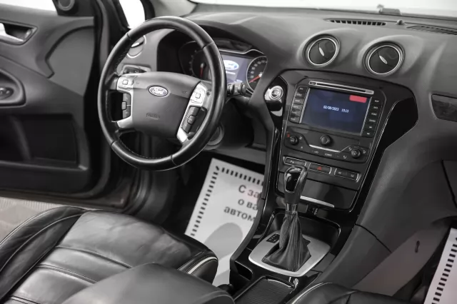 Ford Mondeo 2013