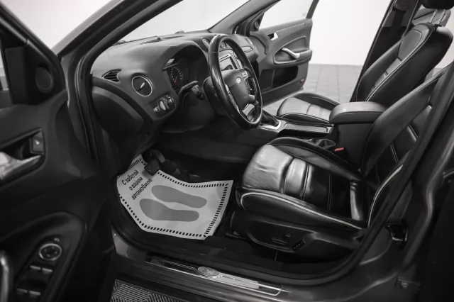 Ford Mondeo 2013